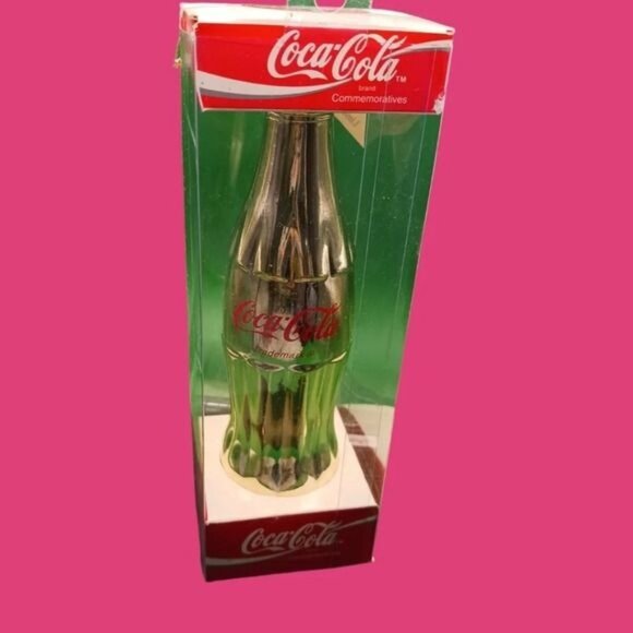 Coca-Cola 1994 world cup U.S.A commemorative bottle 7.5 tall soccer - Picture 5 of 8